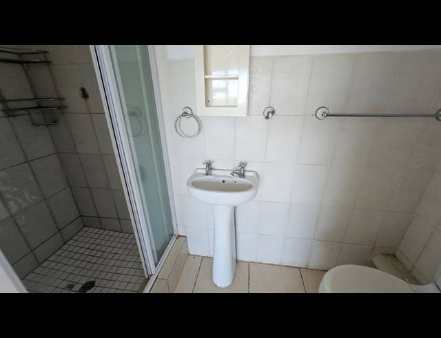 2 BEDROOM APARTMENT FOR SALE IN EMPANGENI CENTRAL